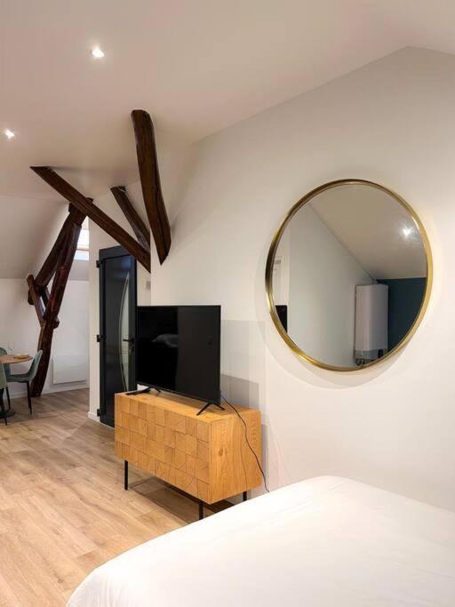 Le Cocoon Choisy-Le-Roi - Wifi, Parking Gratuit, Rer C Apartment ภายนอก รูปภาพ